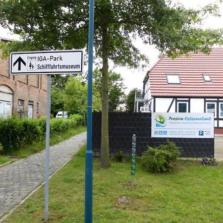 Pension Ostseeurlaub ロストック エクステリア 写真
